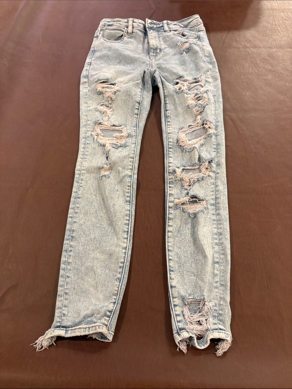 American Eagle Outfitters Light Blue Distressed Skinny Jeans